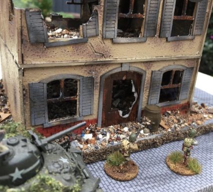 WW2 Normandy Hedgerow Terrain – 28mm Scale Handcrafted WW2 Normandy Battlefield Terrain – 20–28mm